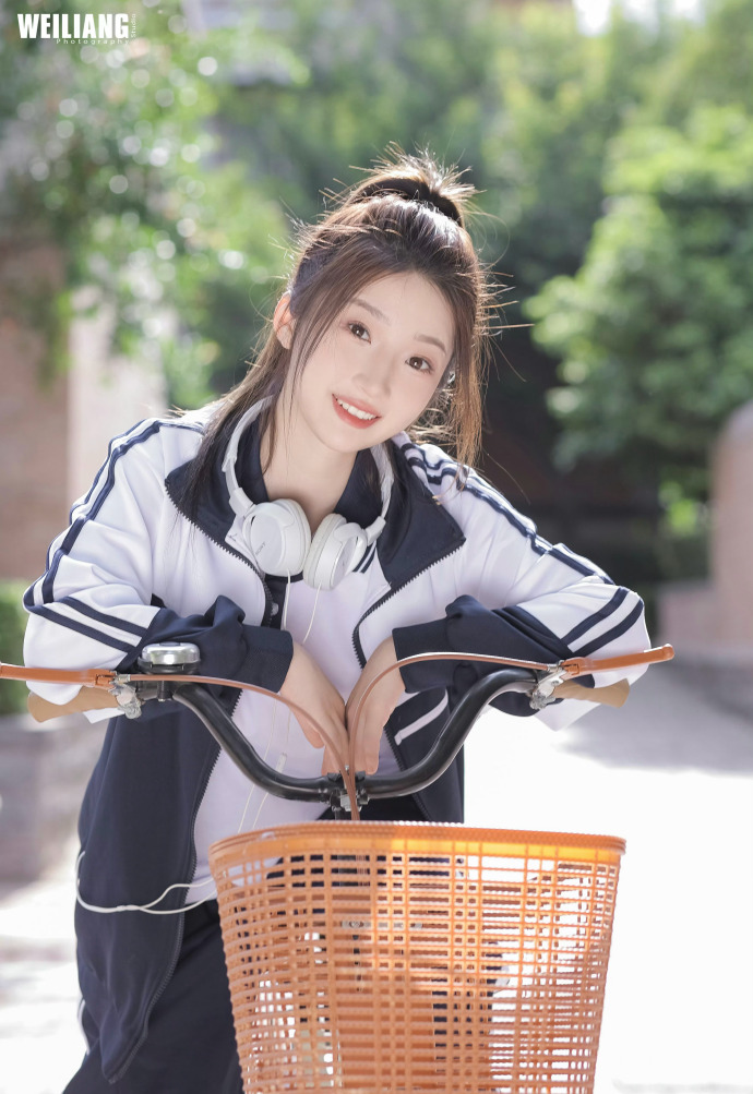 冯婉清 头像